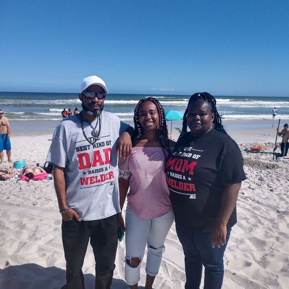 Meet your Posher, Williams - Picture 1 of 1